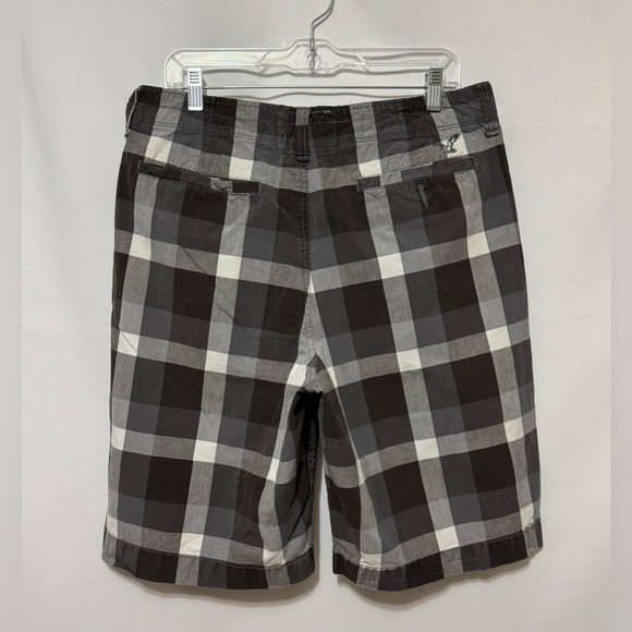 American Eagle Longer Length Grey Plaid Shorts Men's 32 Checkered Bermuda AEO - Picture 15 of 16